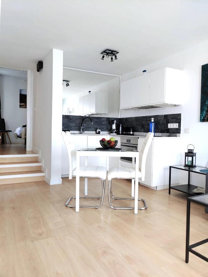Apartment Portonovo Paraiso II - Sea View - Swimming Pool - Good Wifi - Old Town Пуерто-дель-Кармен Екстер'єр фото