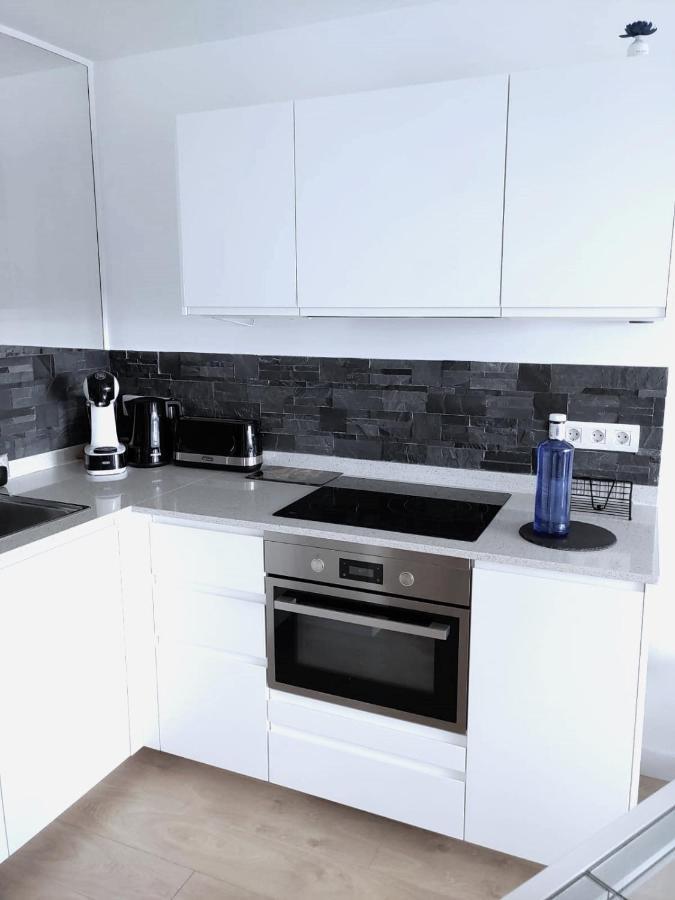 Apartment Portonovo Paraiso II - Sea View - Swimming Pool - Good Wifi - Old Town Пуерто-дель-Кармен Екстер'єр фото